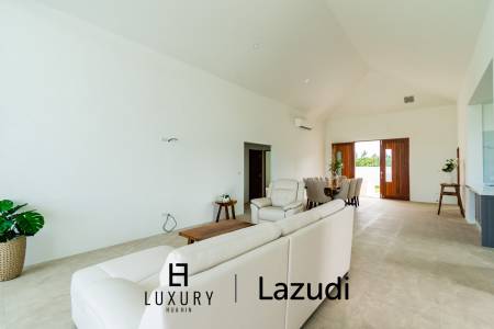 4 Bed 3 Bath 250 SQ.M Weaver Villas