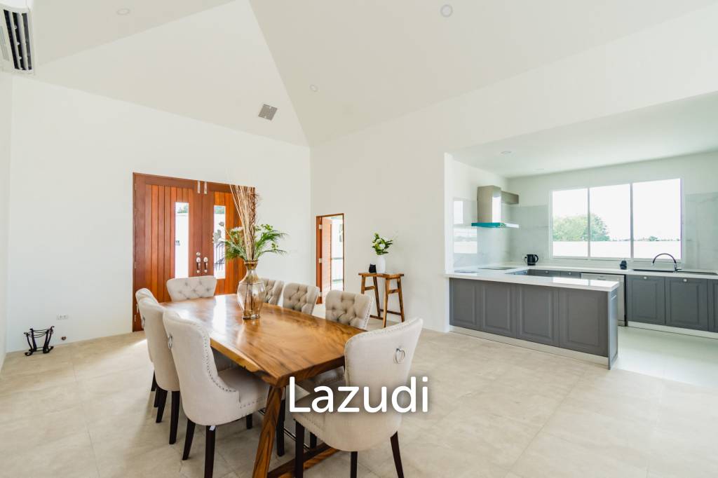 4 Bed 3 Bath 250 SQ.M Weaver Villas