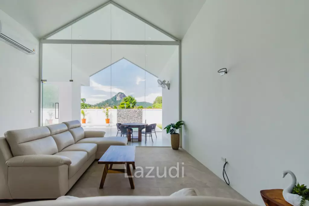 4 Bed 3 Bath 250 SQ.M Weaver Villas