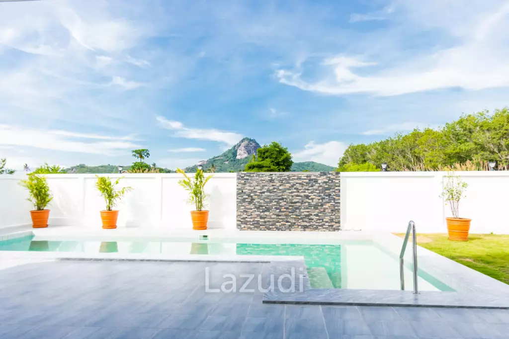 4 Bed 3 Bath 250 SQ.M Weaver Villas