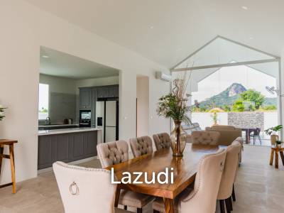 4 Bed 3 Bath 250 SQ.M Weaver Villas