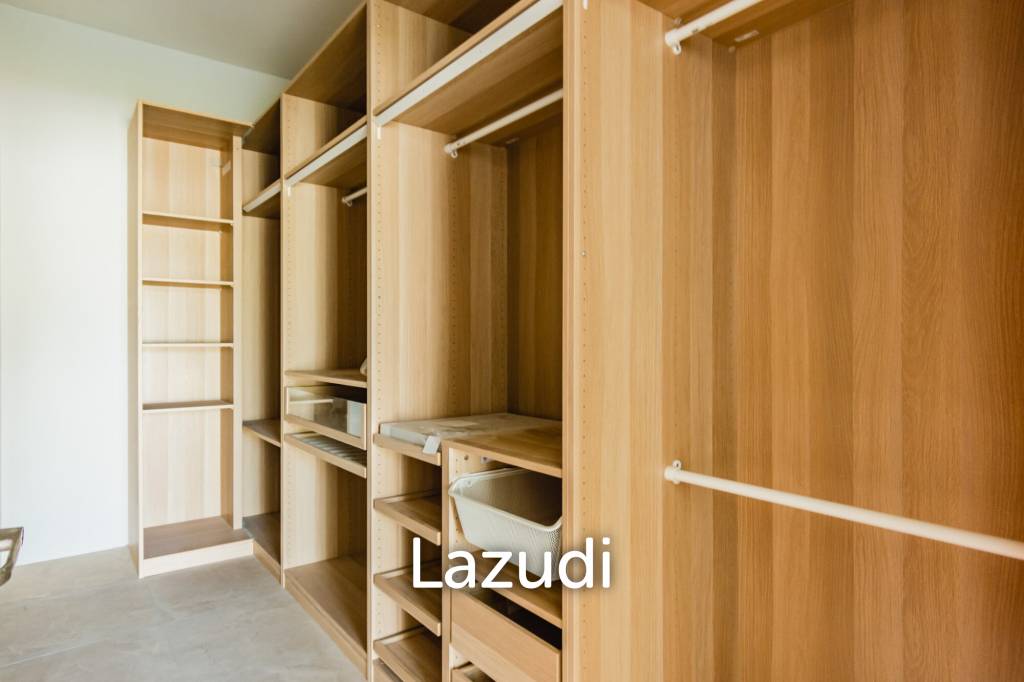 4 Bed 3 Bath 250 SQ.M Weaver Villas