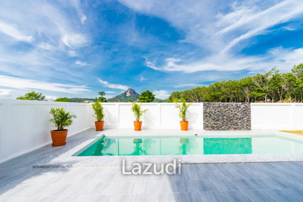 4 Bed 3 Bath 250 SQ.M Weaver Villas