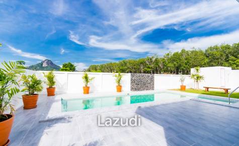 4 Bed 3 Bath 250 SQ.M Weaver Villas