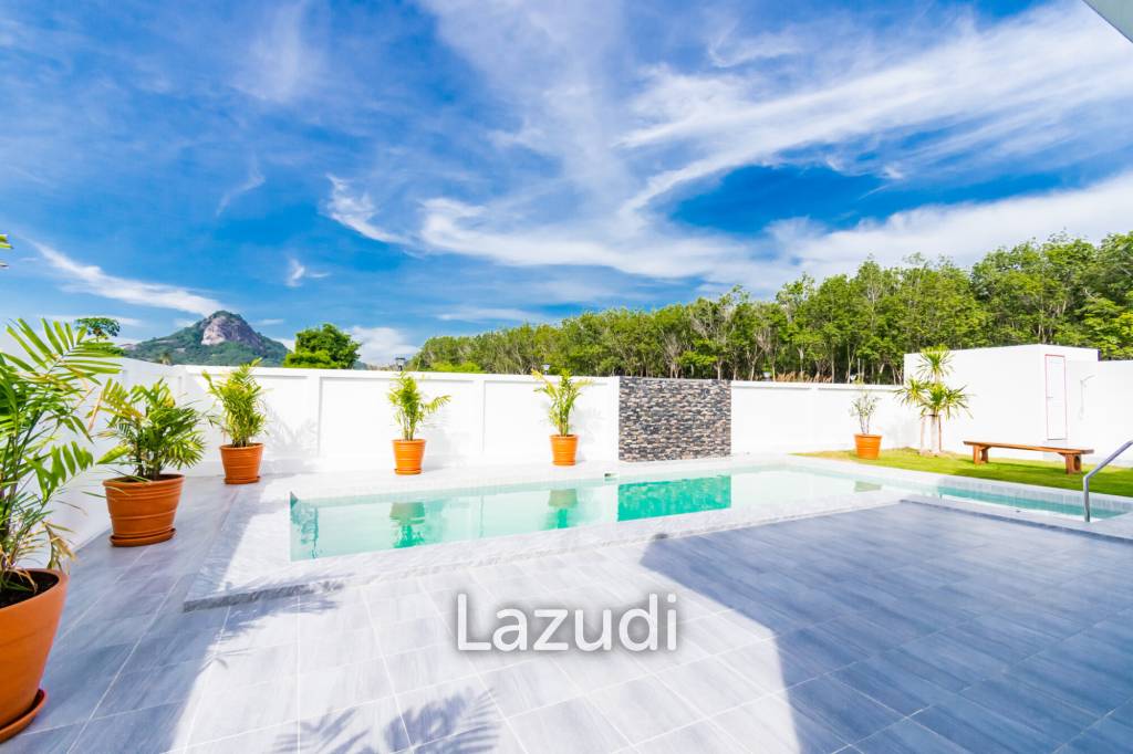 4 Bed 3 Bath 250 SQ.M Weaver Villas