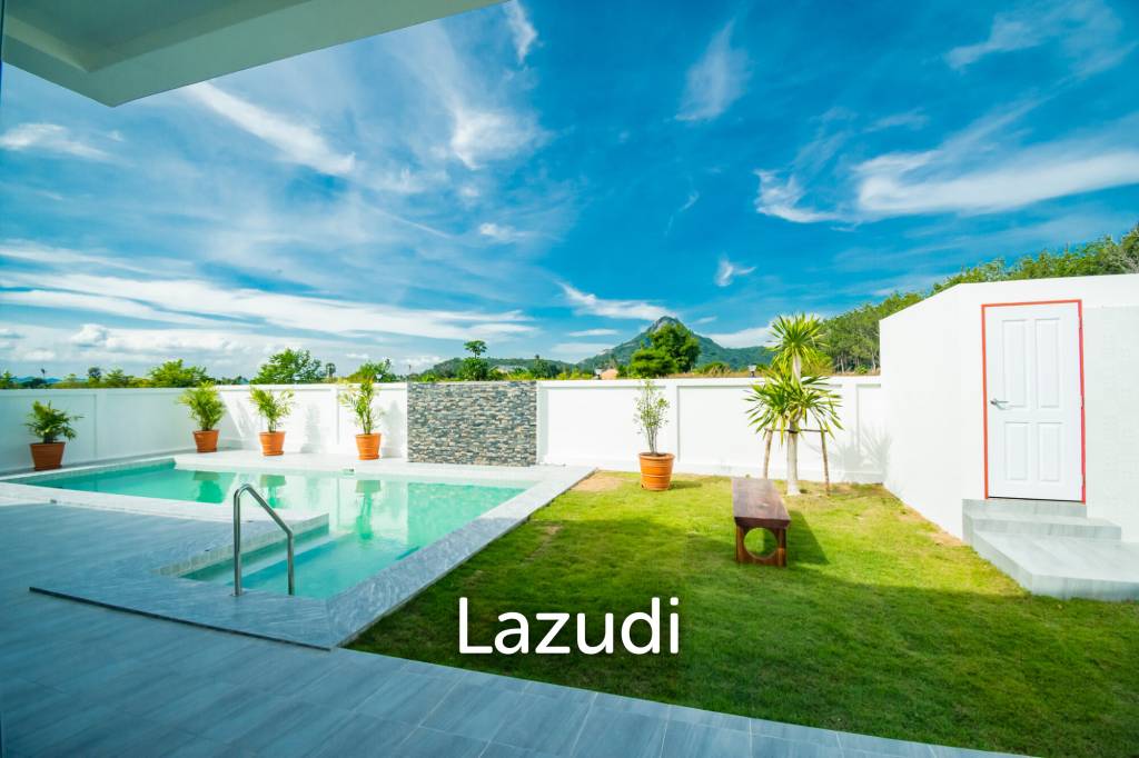 4 Bed 3 Bath 250 SQ.M Weaver Villas