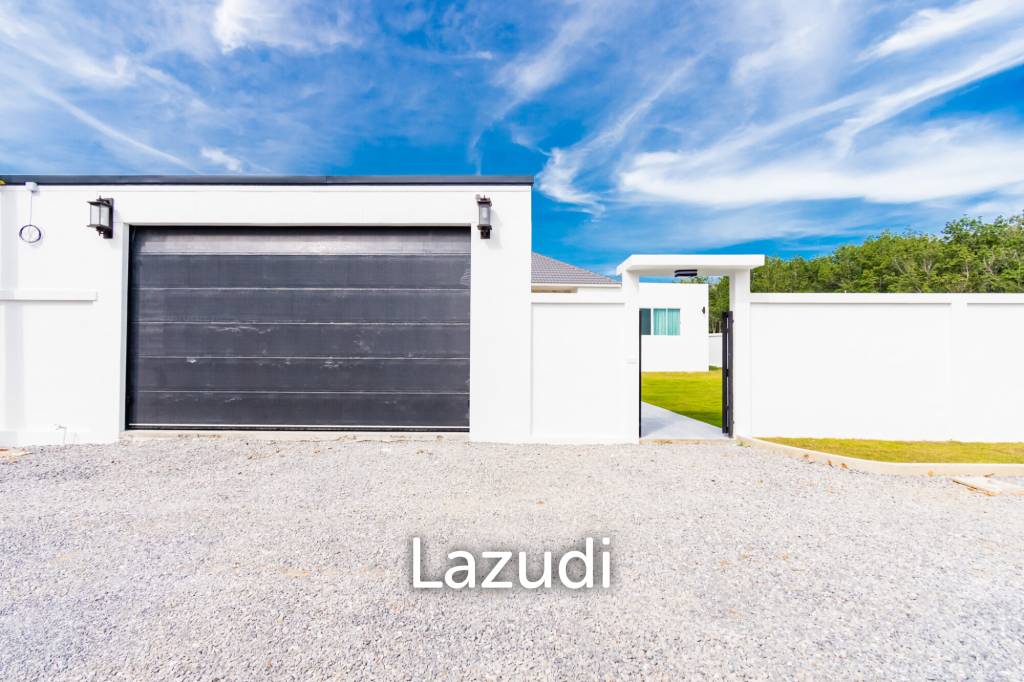 4 Bed 3 Bath 250 SQ.M Weaver Villas