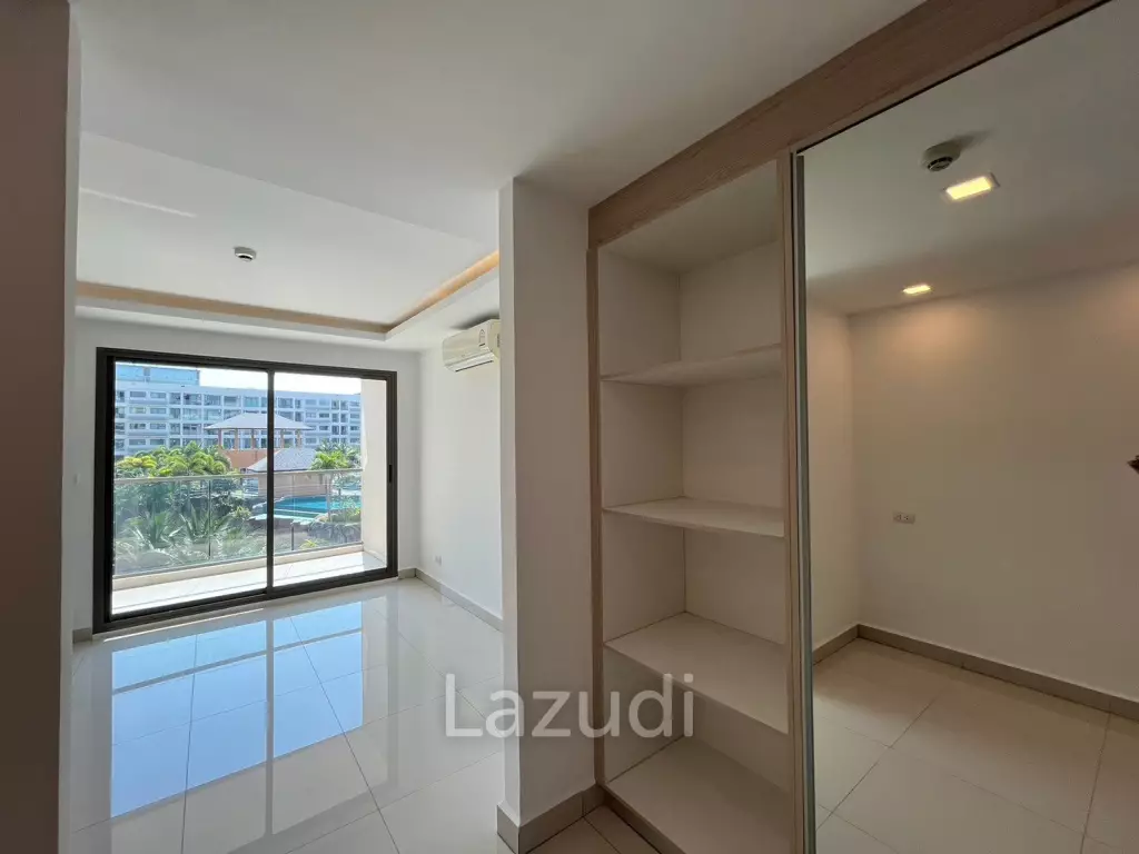 Studio 1 Bath 66.67 SQ.M. Laguna Beach Resort 3