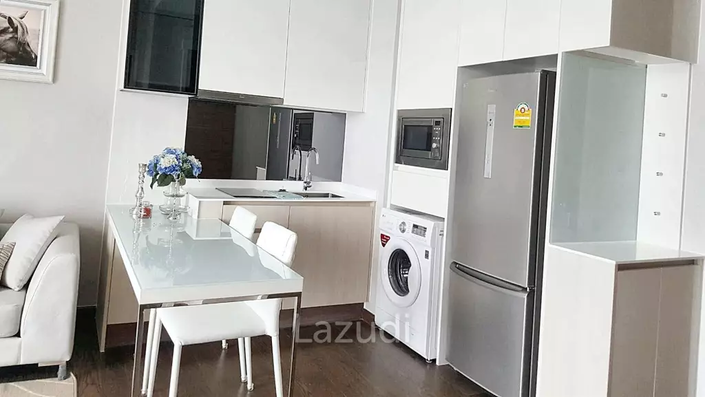 1 Bedroom 1 Bathroom 45 SQ.M. Q Asoke
