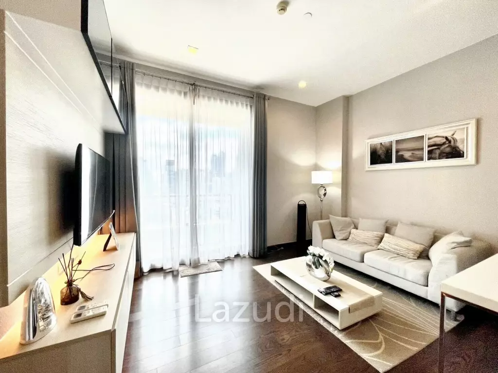 1 Bedroom 1 Bathroom 45 SQ.M. Q Asoke