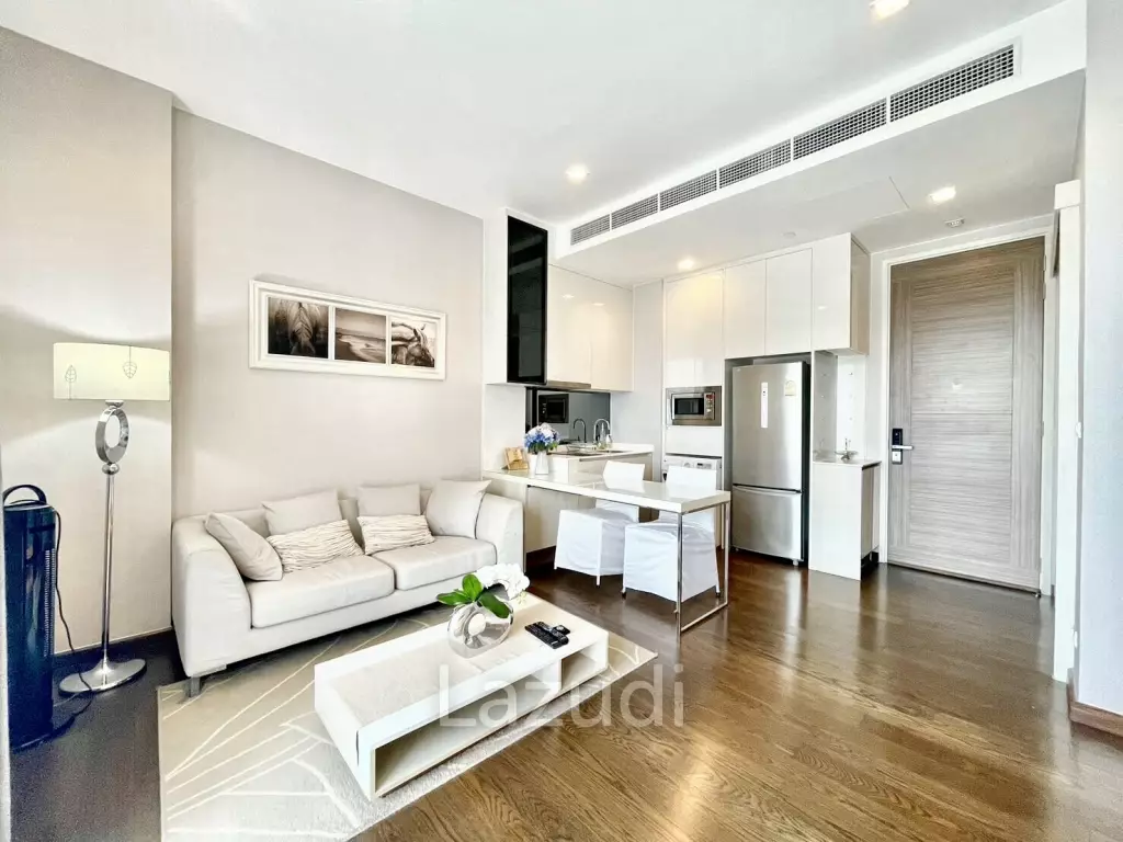 1 Bedroom 1 Bathroom 45 SQ.M. Q Asoke