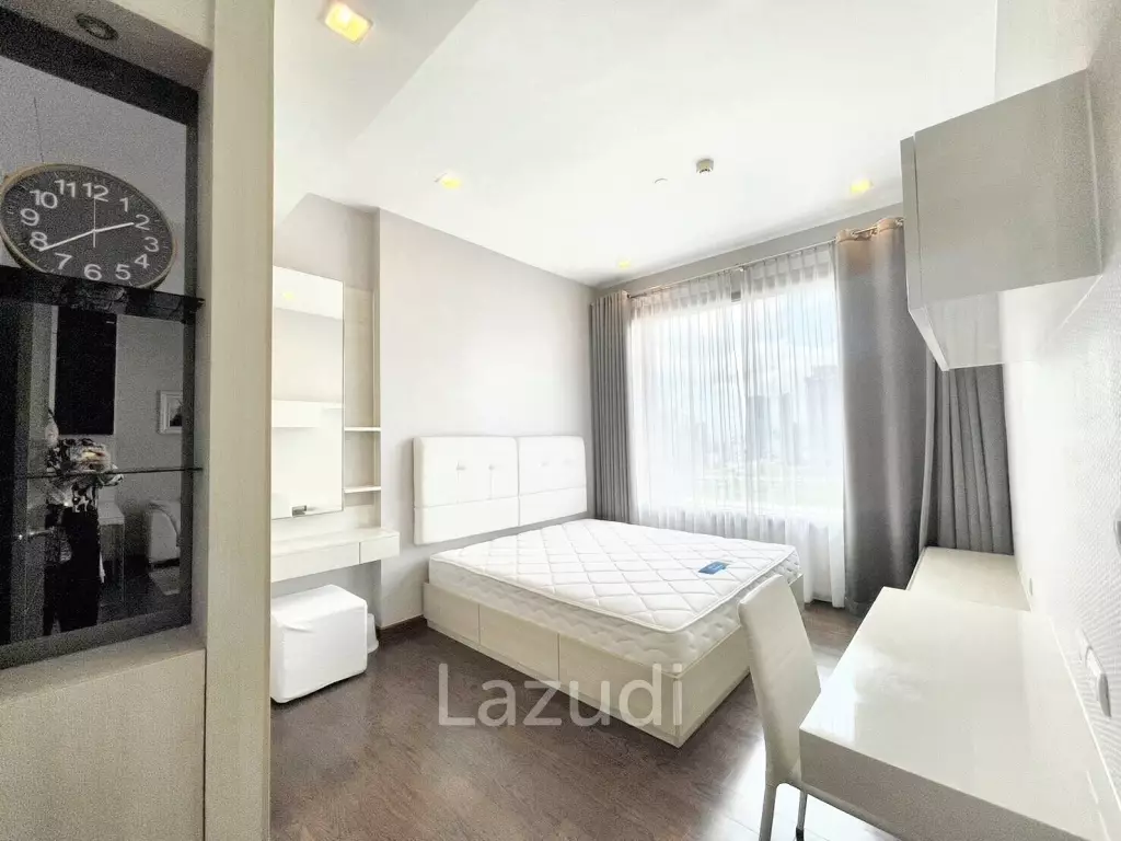 1 Bedroom 1 Bathroom 45 SQ.M. Q Asoke