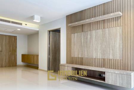 The Pine : 1-Schlafzimmer-Eigentumswohnung mit Poolblick