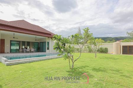 Panorama Black Mountain: 3 Bedrooms Pool Villa