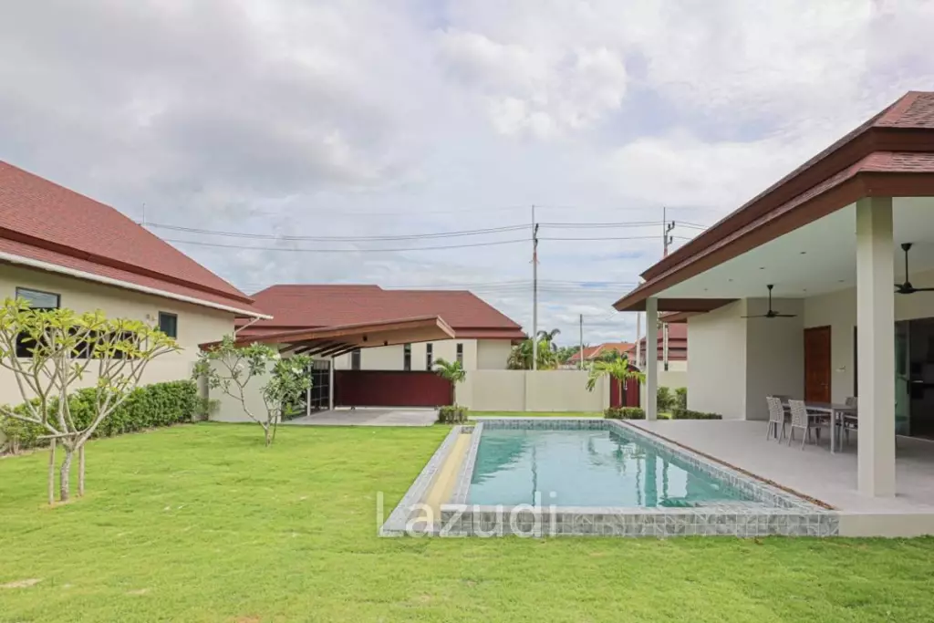 Panorama Black Mountain: 3 Bedrooms Pool Villa