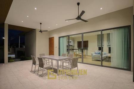 Panorama Black Mountain: 3 Bedrooms Pool Villa