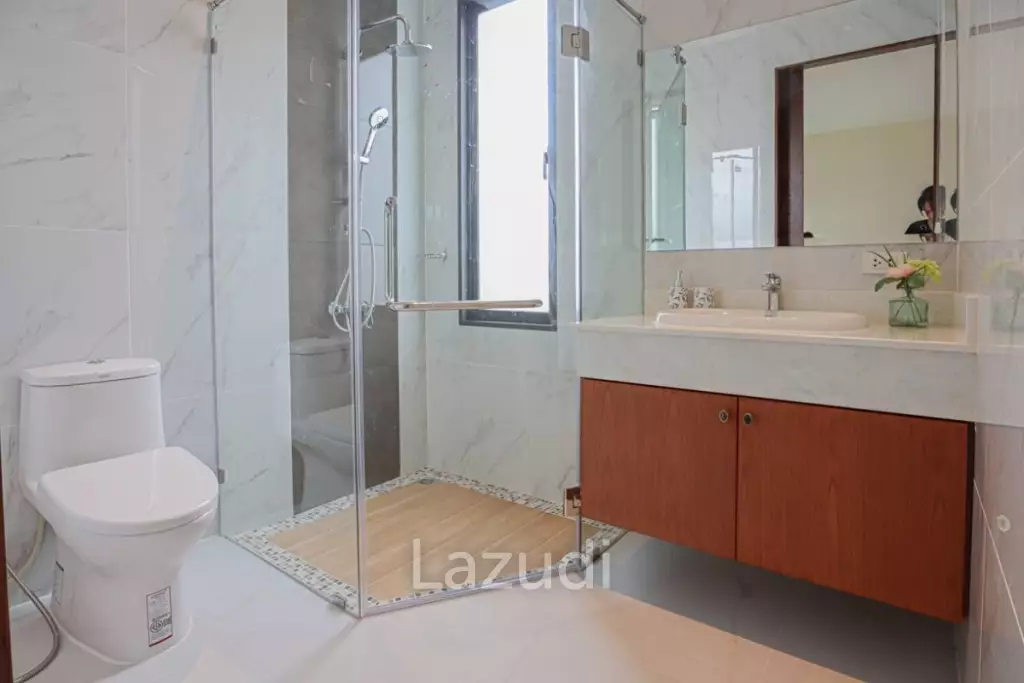 Panorama Black Mountain: 3 Bedrooms Pool Villa