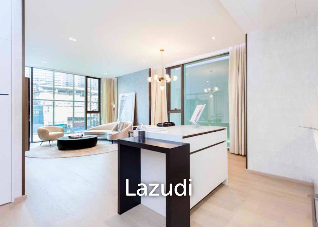 2 Bed 2 Bath 107.75 SQ.M. The Strand Thonglor
