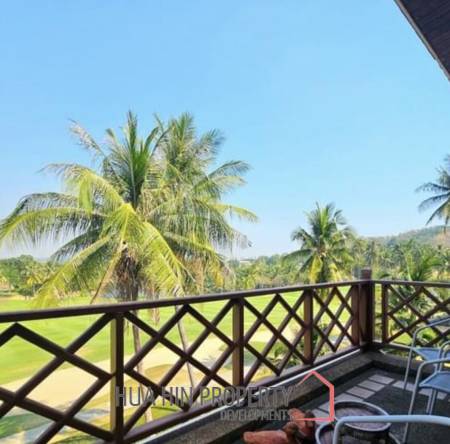PALM HILL CONDO  : 2 bed stunning view