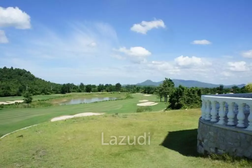Unique 10 Bed Villa on Golf Course also suitable as a Boutique Hotel