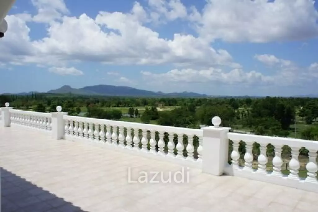 Unique 10 Bed Villa on Golf Course also suitable as a Boutique Hotel