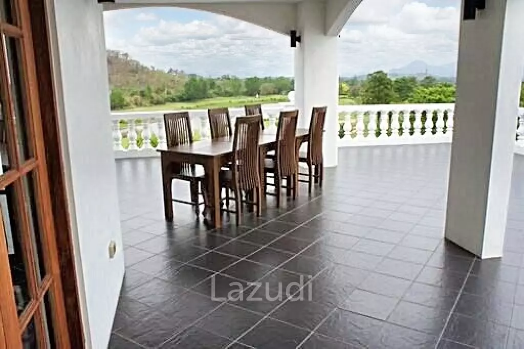 Unique 10 Bed Villa on Golf Course also suitable as a Boutique Hotel