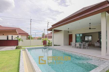 Panorama Black Mountain : 3 Bedroom Pool Villa