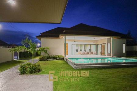 Panorama Black Mountain : 3 Bedroom Pool Villa