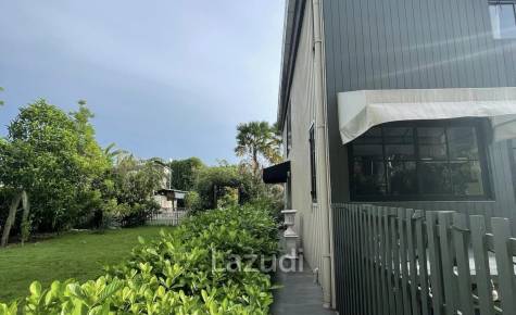 Land with edifice 1,440 SQ.M Yen Akat Road