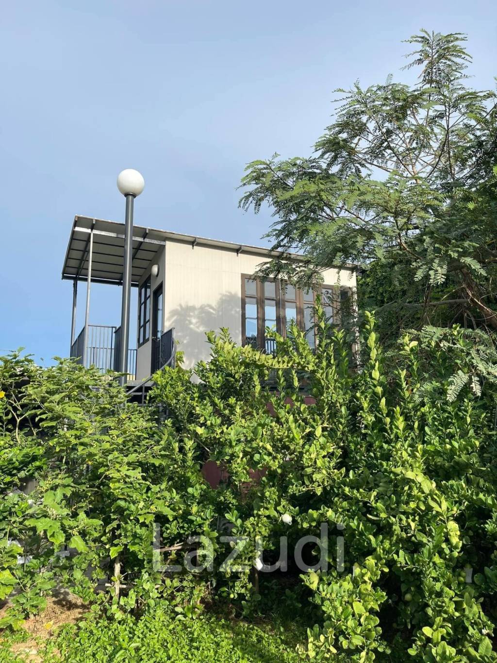 Land with edifice 1,440 SQ.M Yen Akat Road
