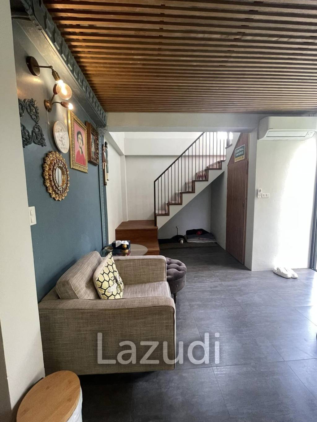 Land with edifice 1,440 SQ.M Yen Akat Road