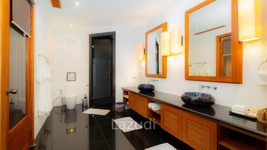 Seaview Villa In Exclusive Hilltop Estate