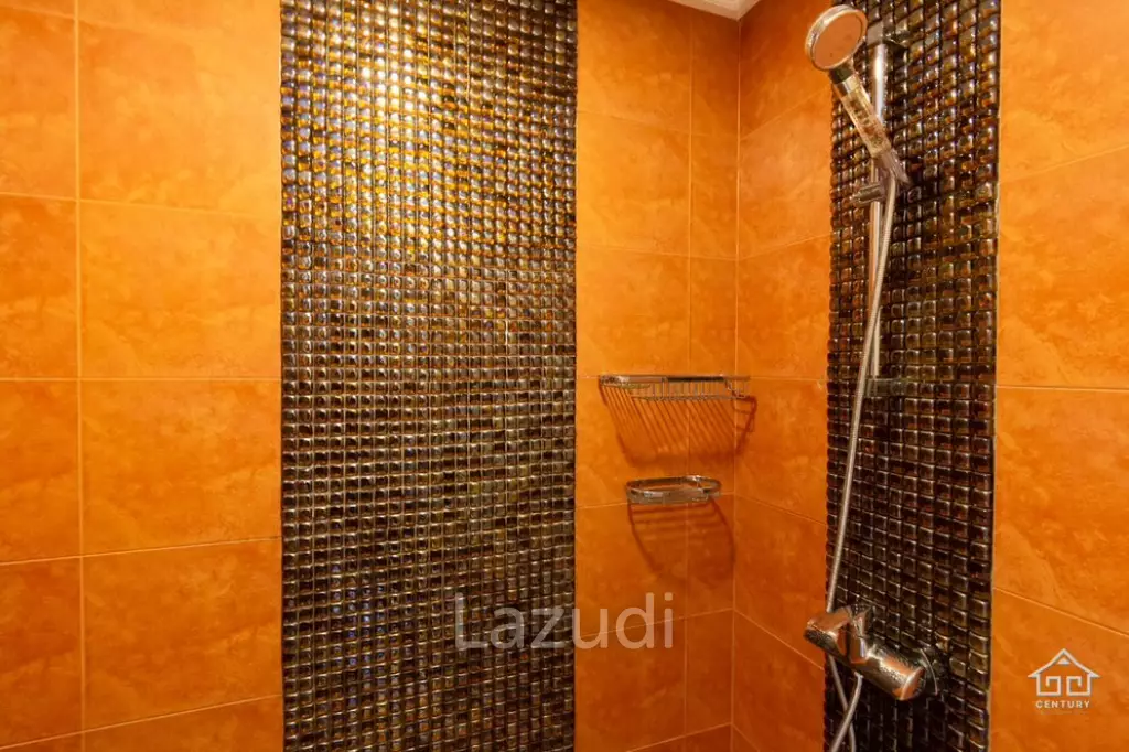 DUSIT THANI : 2 bed condo on 7th floor with sea view