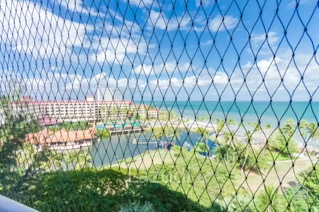 DUSIT THANI : 2 bed condo on 7th floor with sea view