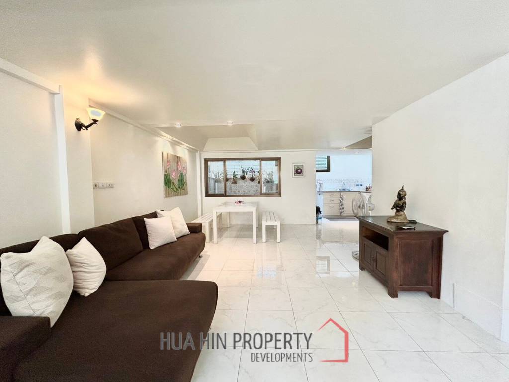3 Storey 3 Bedroom Townhouse Just 50 m From The Beach