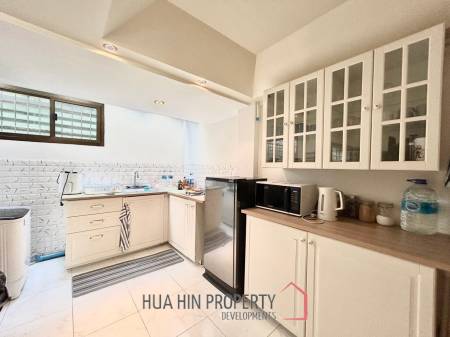 3 Storey 3 Bedroom Townhouse Just 50 m From The Beach