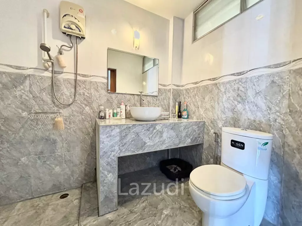 3 Storey 3 Bedroom Townhouse Just 50 m From The Beach