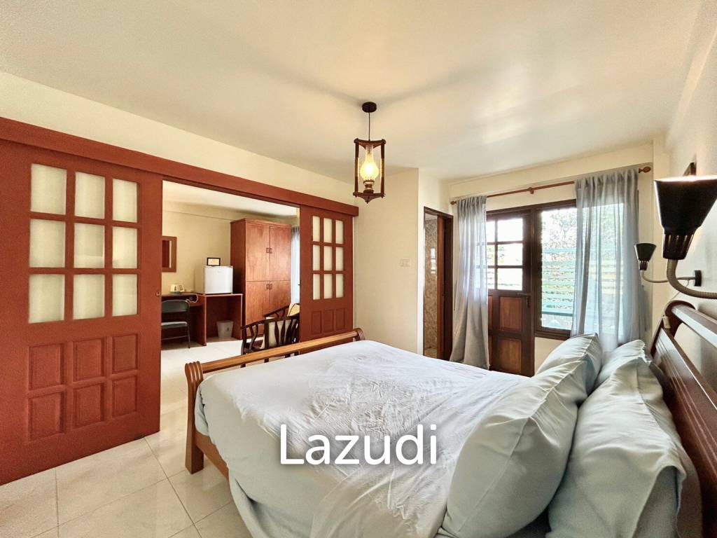 3 Storey 3 Bedroom Townhouse Just 50 m From The Beach