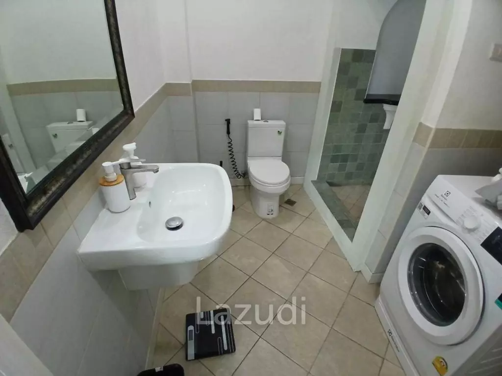 5 Bedrooms 5 Bathrooms 350 SQ.M. Nai Fun Village