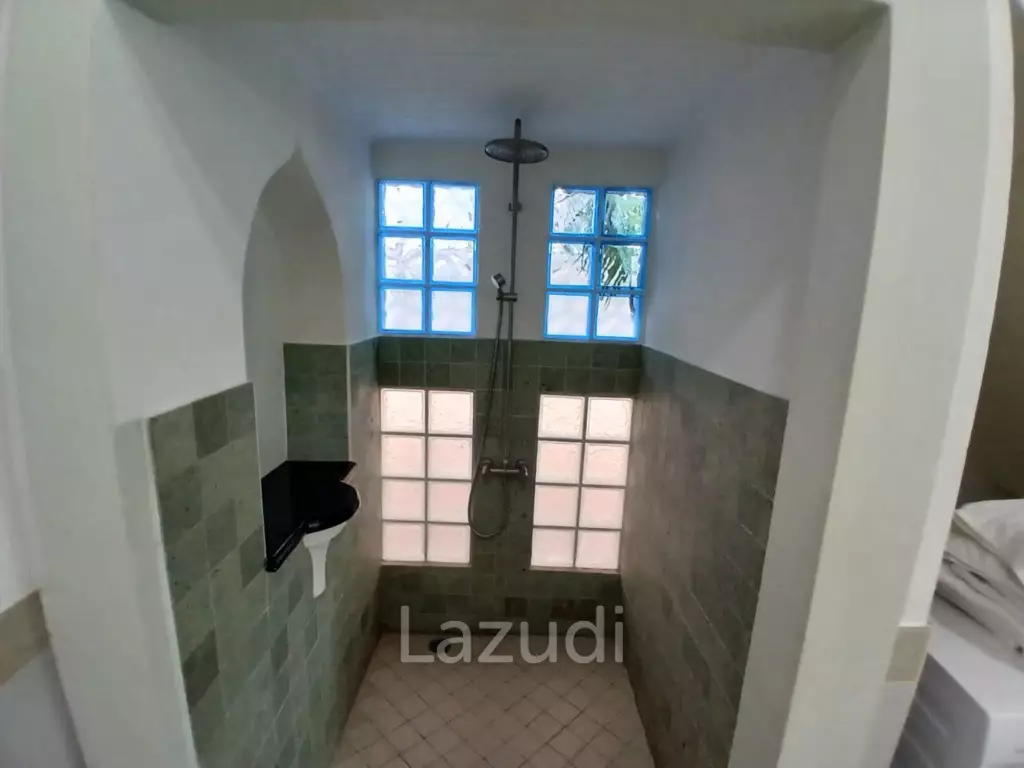5 Bedrooms 5 Bathrooms 350 SQ.M. Nai Fun Village