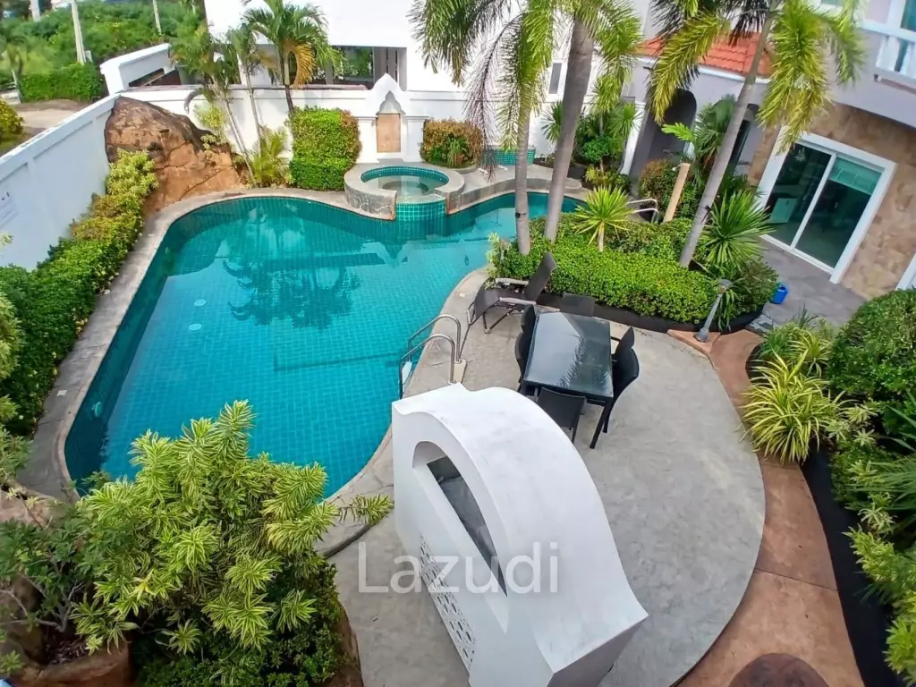 5 Bedrooms 5 Bathrooms 350 SQ.M. Nai Fun Village
