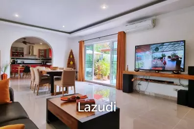 5 Beds 4 Baths Tropical Villa in Bangsaray