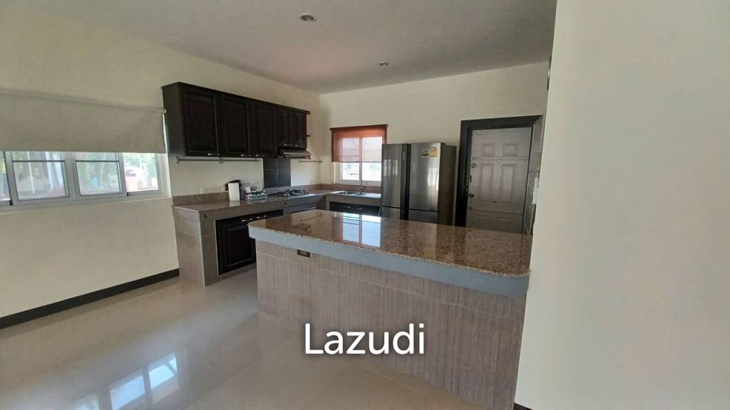 400 qm 3 Bett 2 Bad Villa Für Verkauf