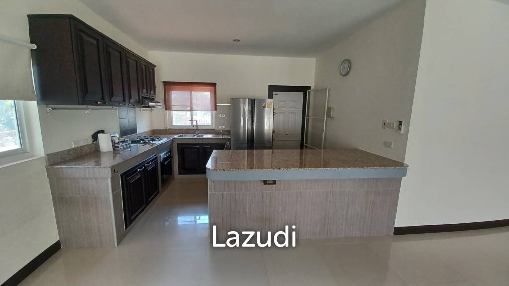 400 qm 3 Bett 2 Bad Villa Für Verkauf