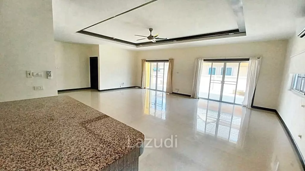 EMERALD RESORT : 3 beds good value