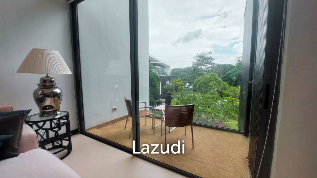 Luxurious 3-Bedroom Penthouse Apartment in Choeng Thale, Phuket