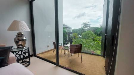 Luxurious 3-Bedroom Penthouse Apartment in Choeng Thale, Phuket