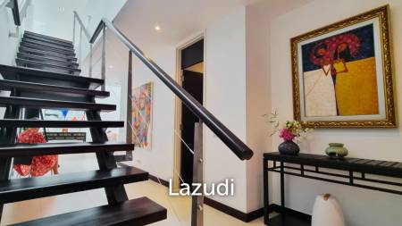 Luxurious 3-Bedroom Penthouse Apartment in Choeng Thale, Phuket