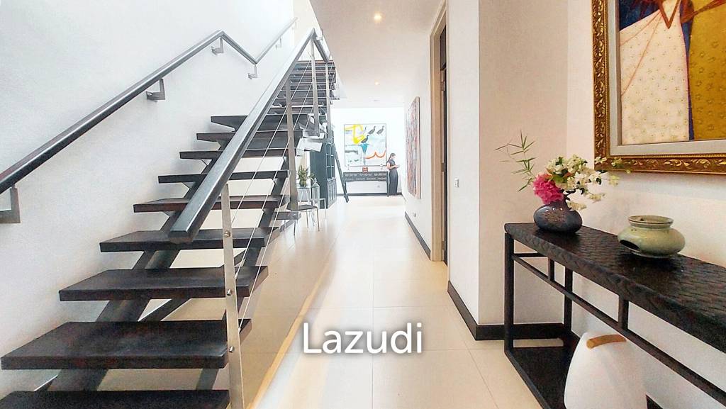 Luxurious 3-Bedroom Penthouse Apartment in Choeng Thale, Phuket