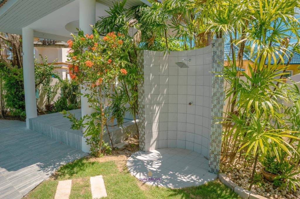 3 Bed 4 Bath 327 SQ.M.  Villa For Sale In Rawai